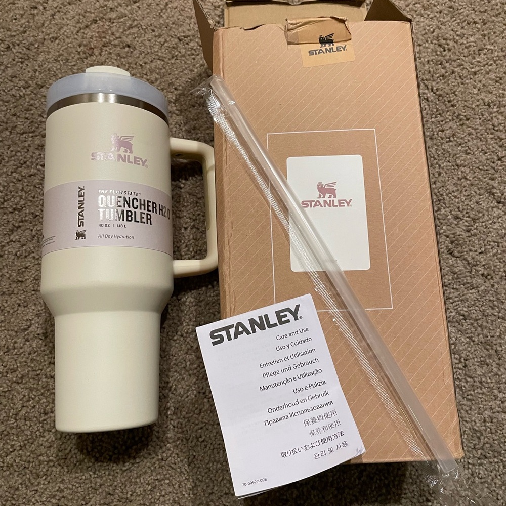Stanley Cream Tumbler with Straw